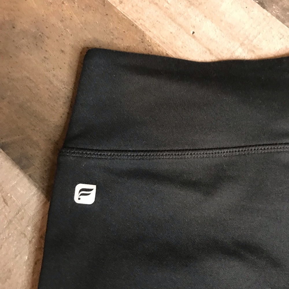 Fabletics Sabrina Capri - Picture 5 of 8